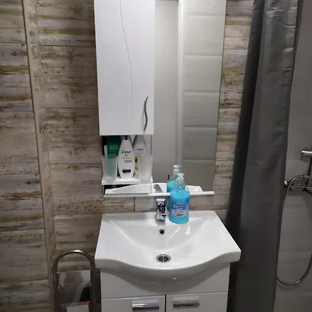 7 Days Premium Apartment *