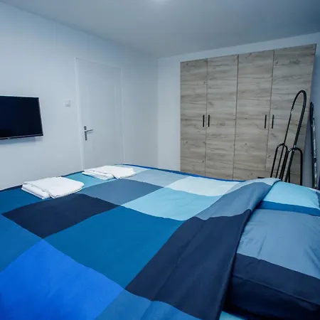 Apartment 7 Days Premium *